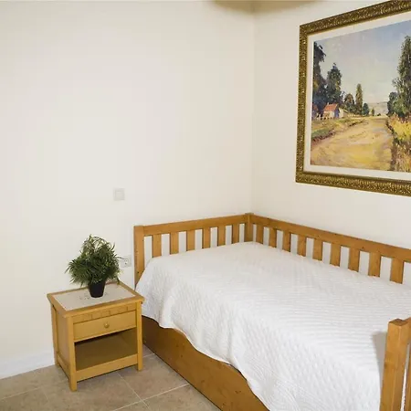 Comfortable House For 10 Persons, With Swimming Pool 펜션