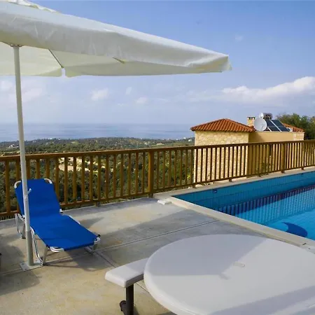 펜션 Comfortable House For 10 Persons, With Swimming Pool *